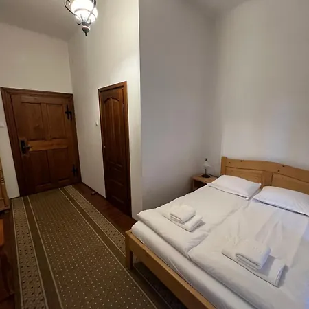 Pensiunea Bastion - La Strada - Hotel